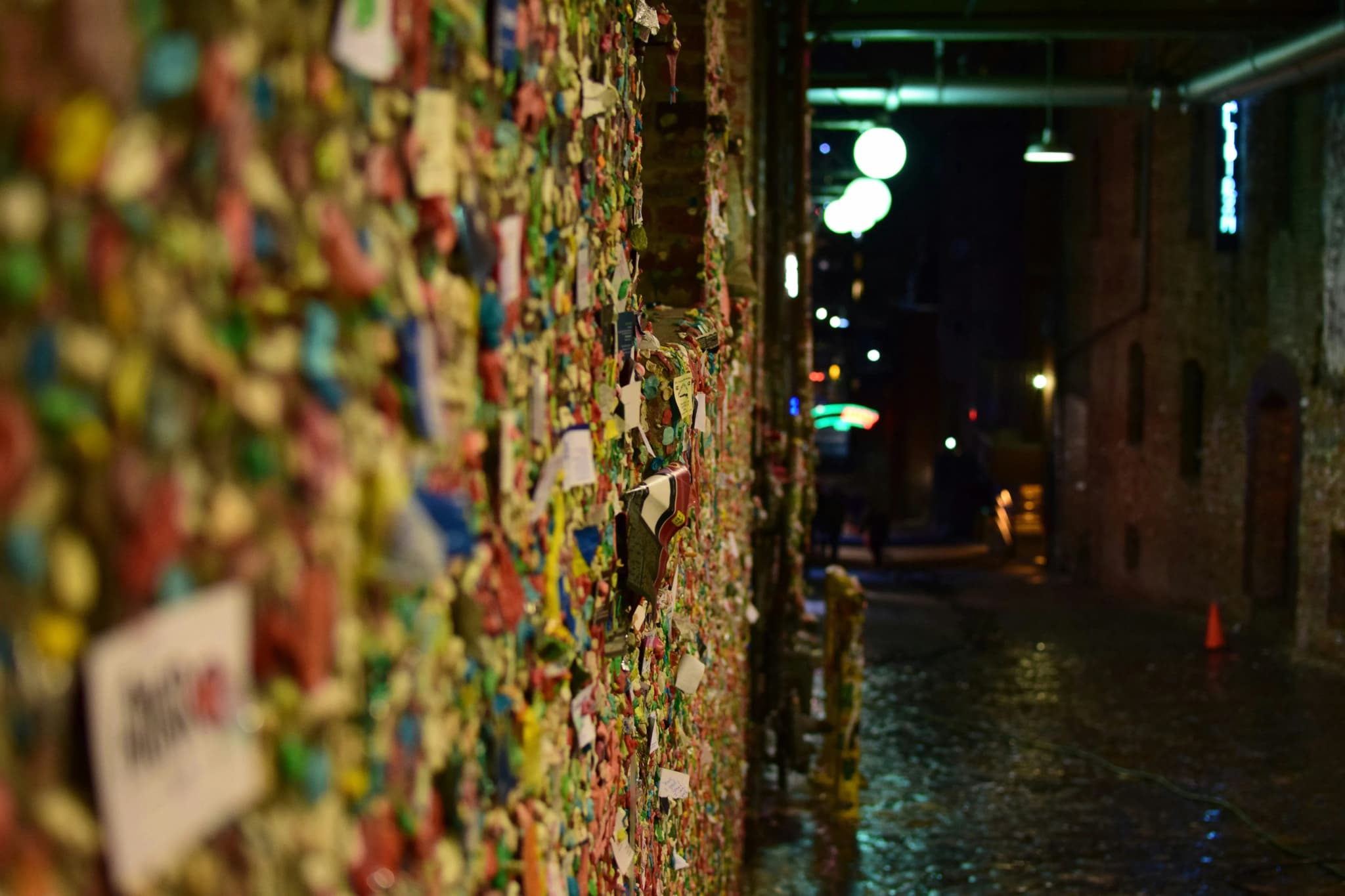 Die Gum Wall