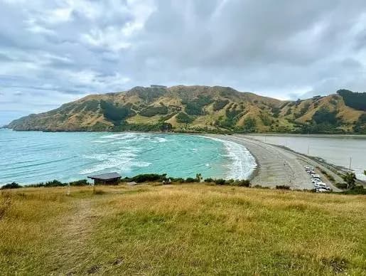 Cable Bay ist eine kleine, ruhige Küstenbucht nördlich von Nelson und liegt am Rand der Tasman Bay