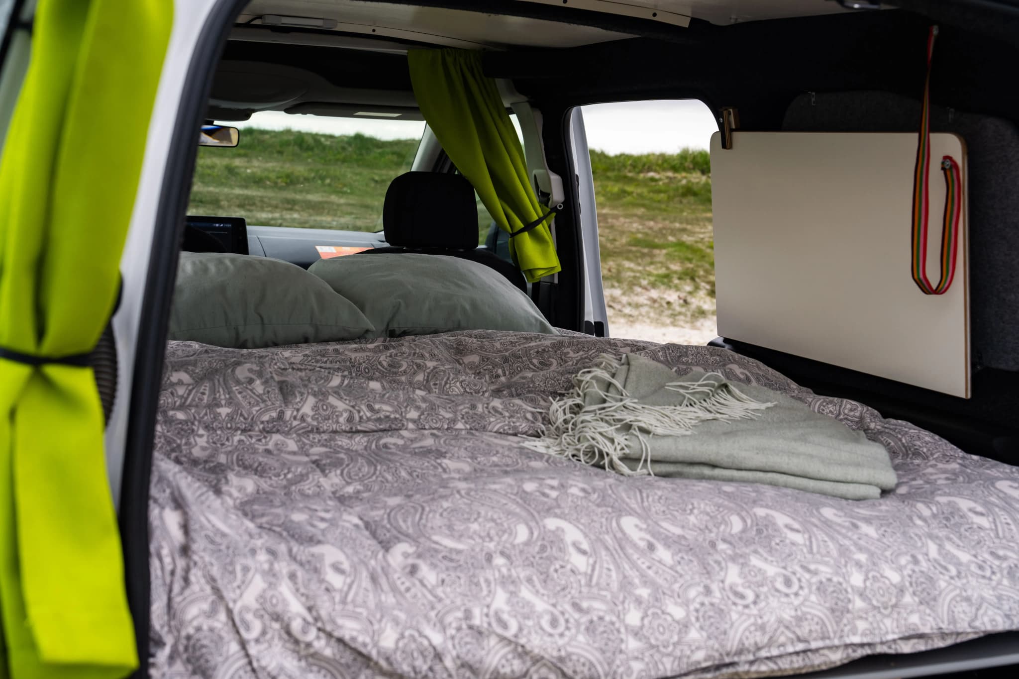 Go Camper ICELAND 2-pax Bett