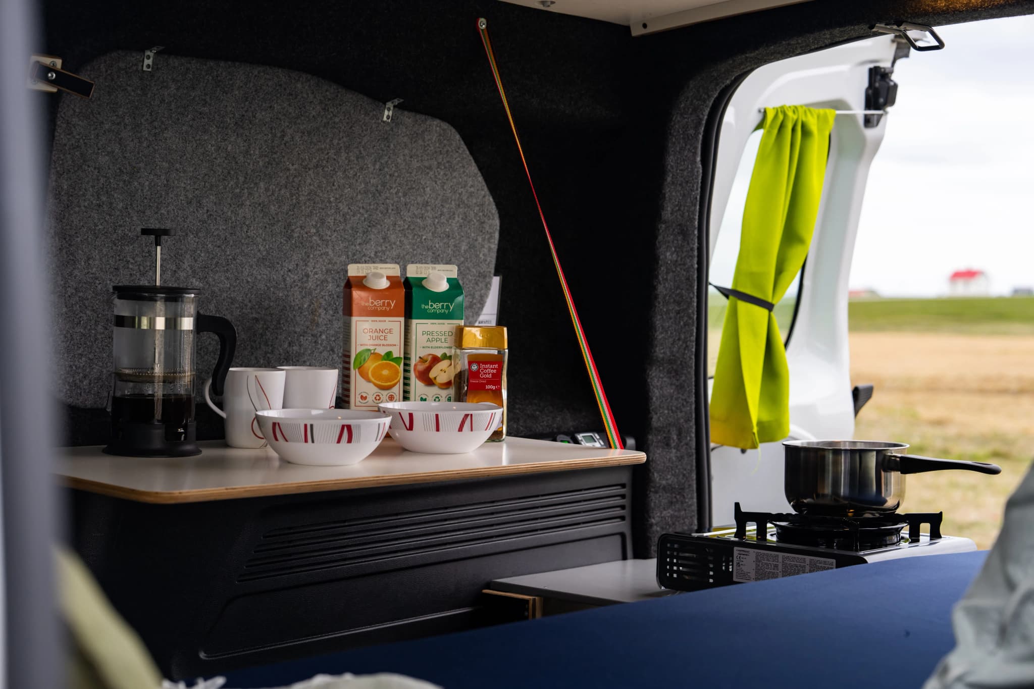 Go Camper ICELAND 2-pax Ablage