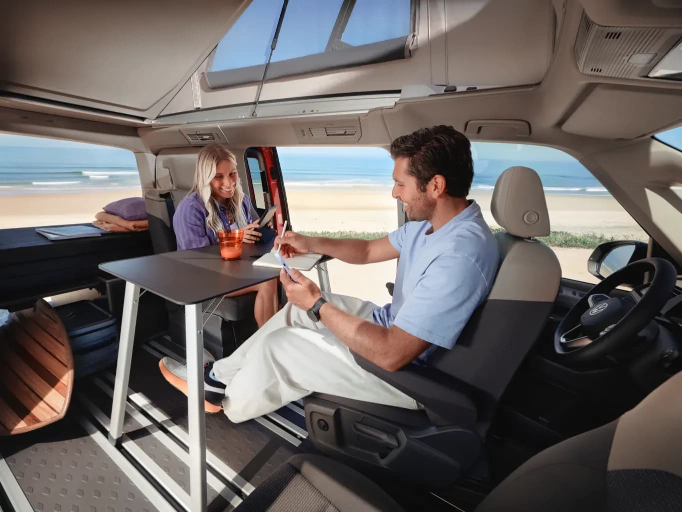 4x4 allrad camper island 4 personen Sitzecke