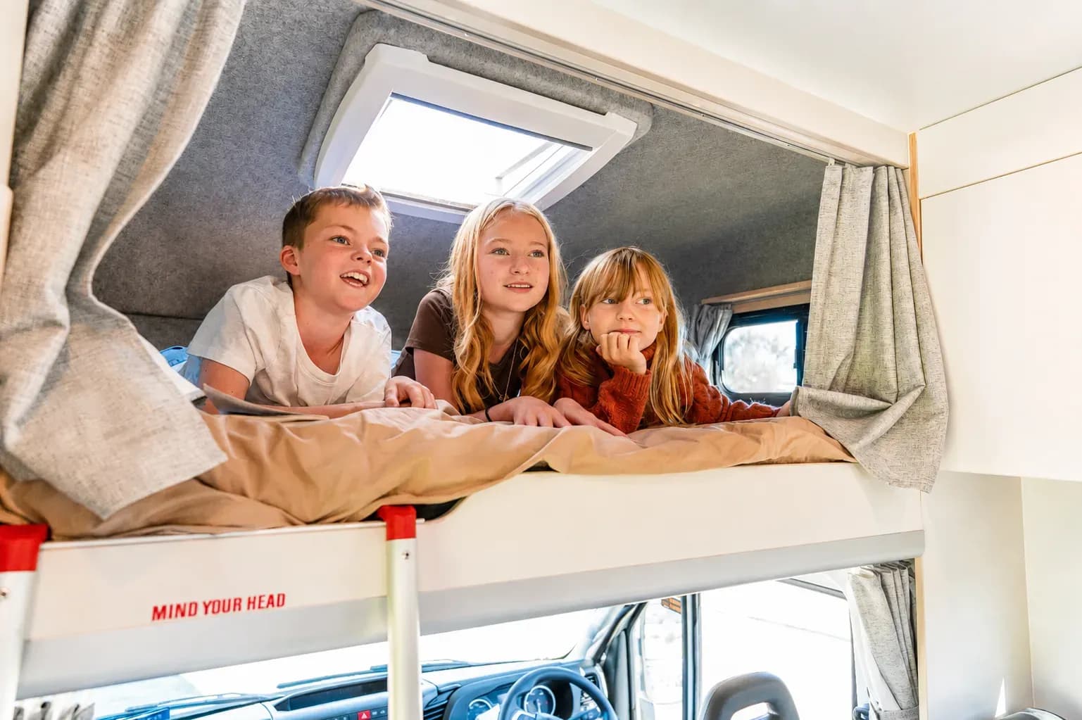 Camper für Familien mieten: Der passende Camper für eure Reise mit Kindern