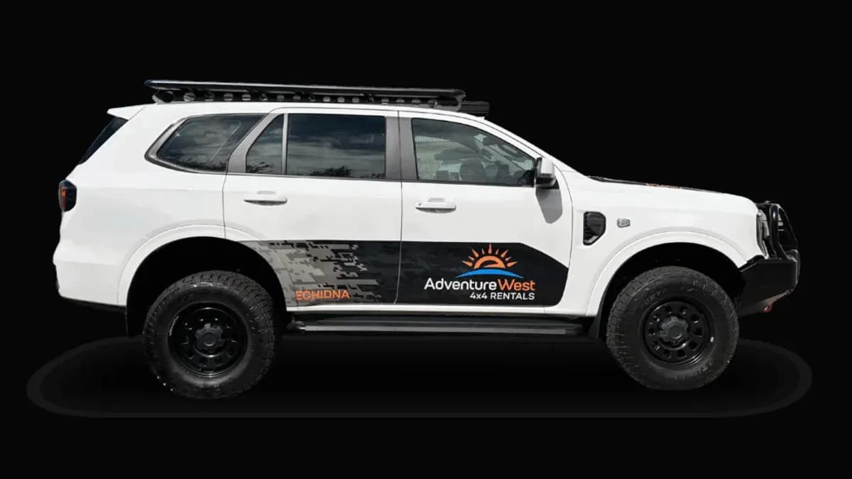 Australien, Adventure West, Ford Everest 4×4 SUV Wagon, Außenansicht seitlich
