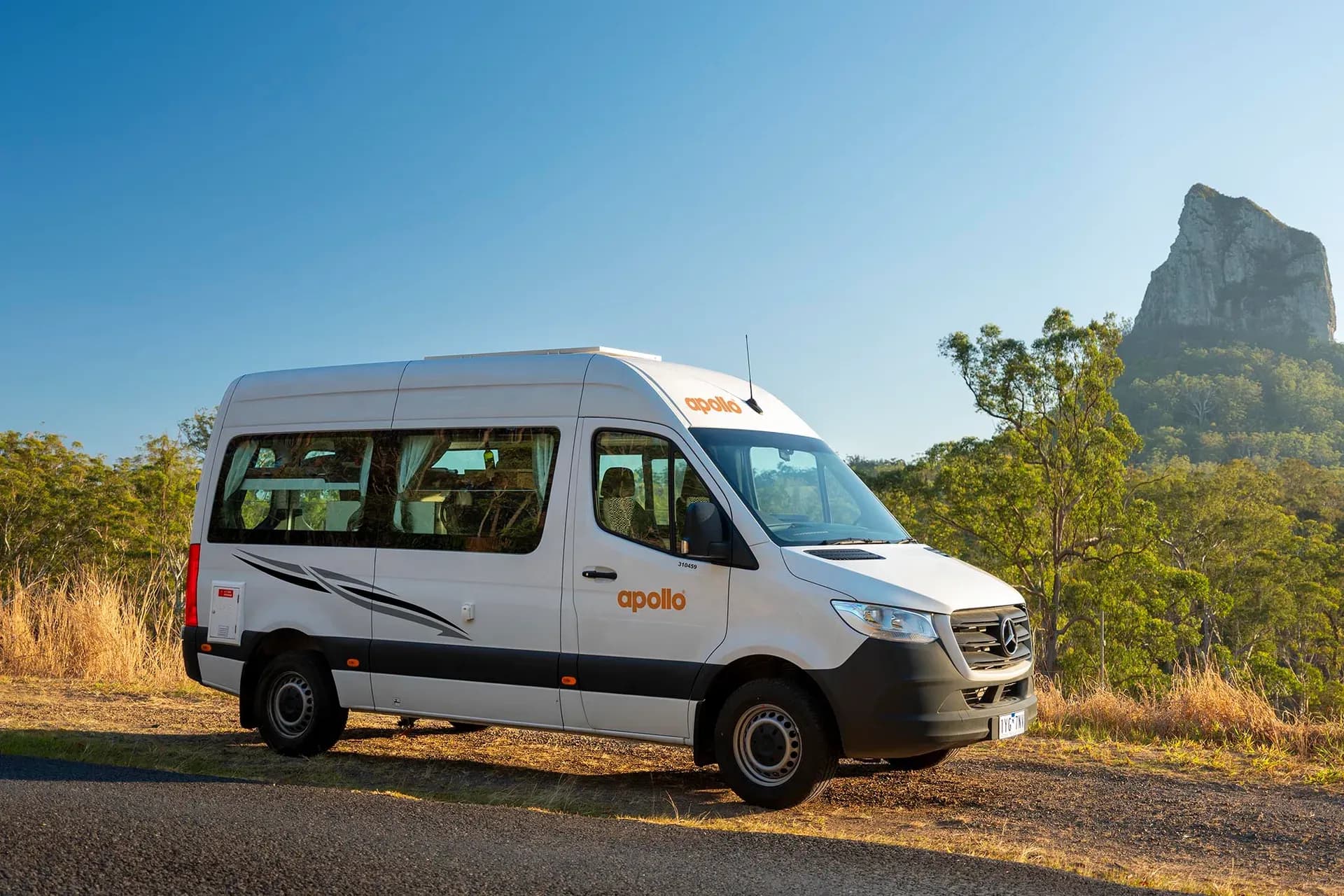 Australien, Apollo Motorhomes, Endeavour, Außenansicht 1, Wohnmobile günstig mieten CamperOase