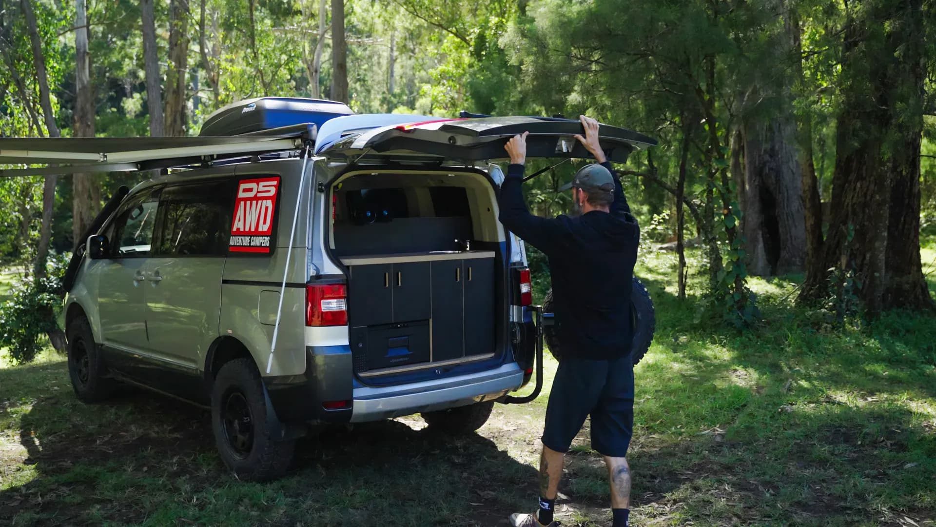 Australien, Campervan Village, D5 4X4 Adventure Camper, markise 2