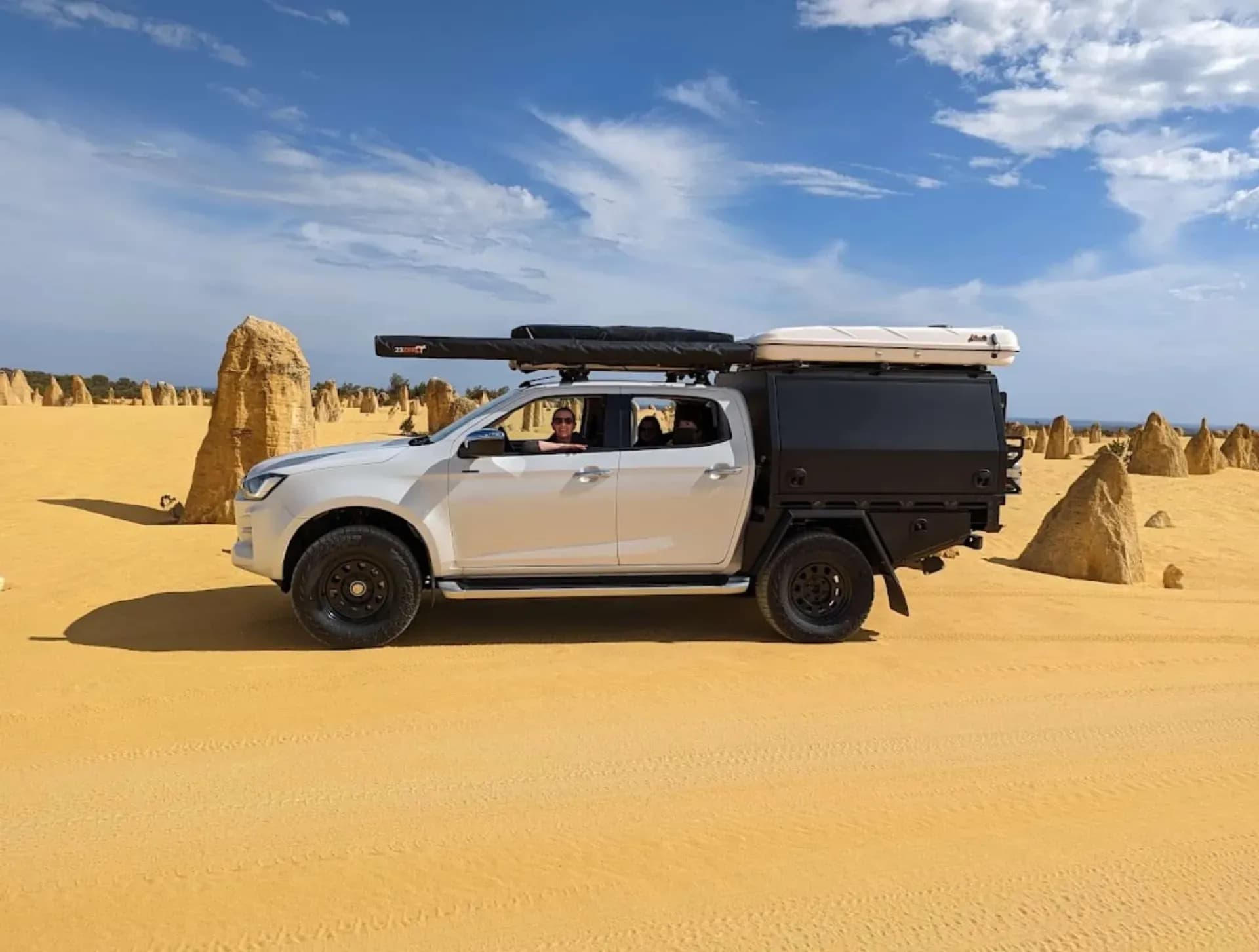 Der D-MAX Family von Defender Adventure im Outback in Australien