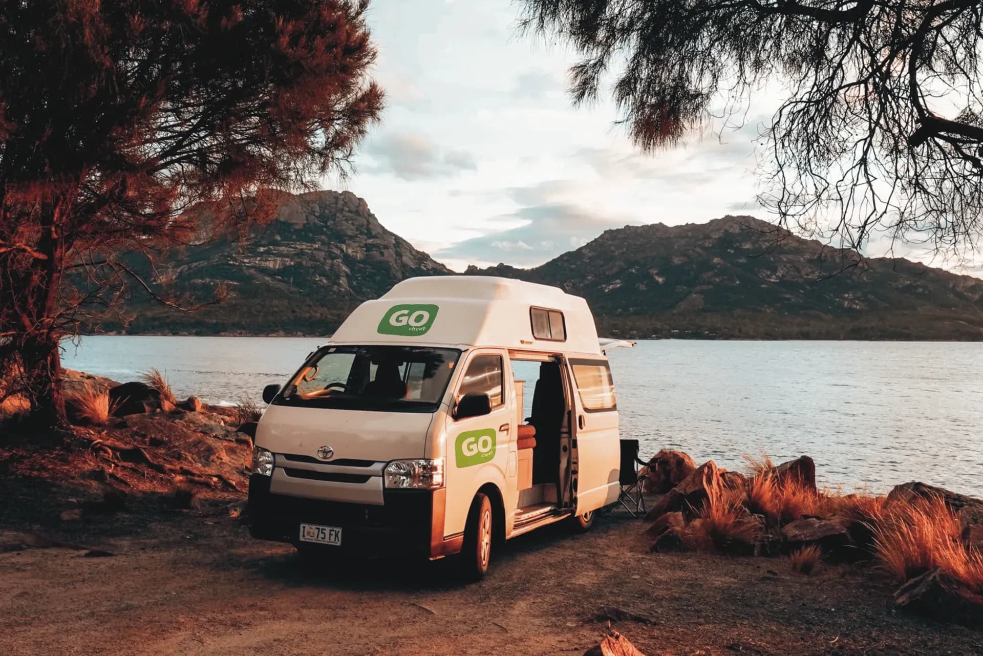 Australien, GoCheap Campervans, 4 Bett Hitop, günstig mieten