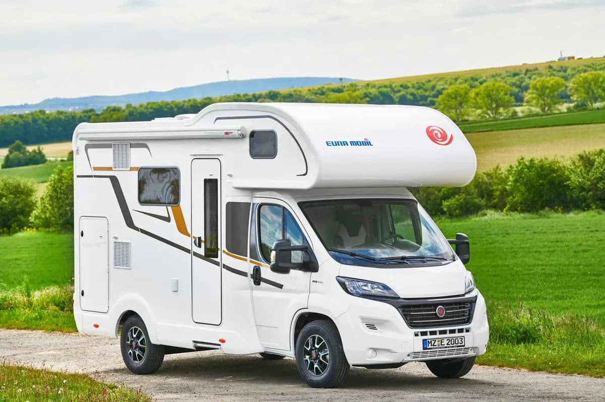 DRM Premium Wohnmobil Deutschland, F1 Family Traveller, mieten