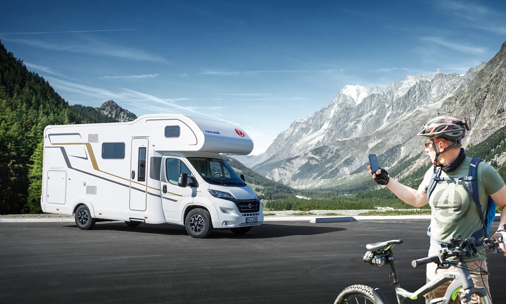 Den F5 Family Prime von DRM für 4 Personen in Deutschland günstig mieten über CamperOase.
