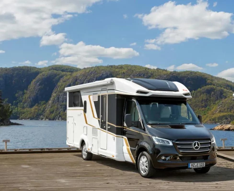 Miete das DRM K5 Classic Luxury premium Wohnmobil mit 2 Schlafplätzen für 2 Reisende in Deutschland