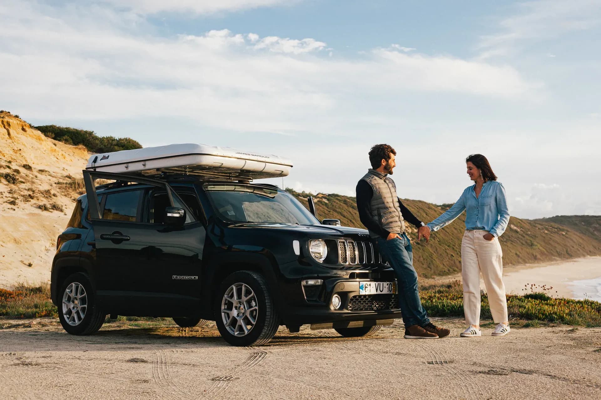 Indie Campers, Rebel, Jeep mit Dachzelt, Camper mieten