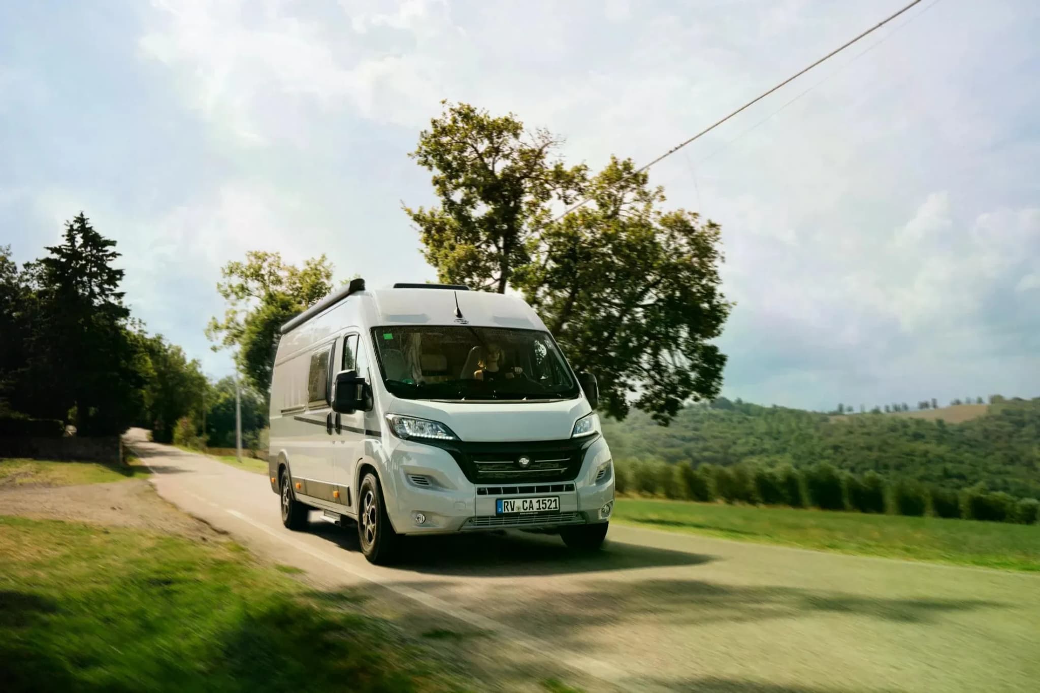 Der VAN 4x4 für 2 Personen mit Allrad-Antrieb von Touring Cars mieten in Finnland
