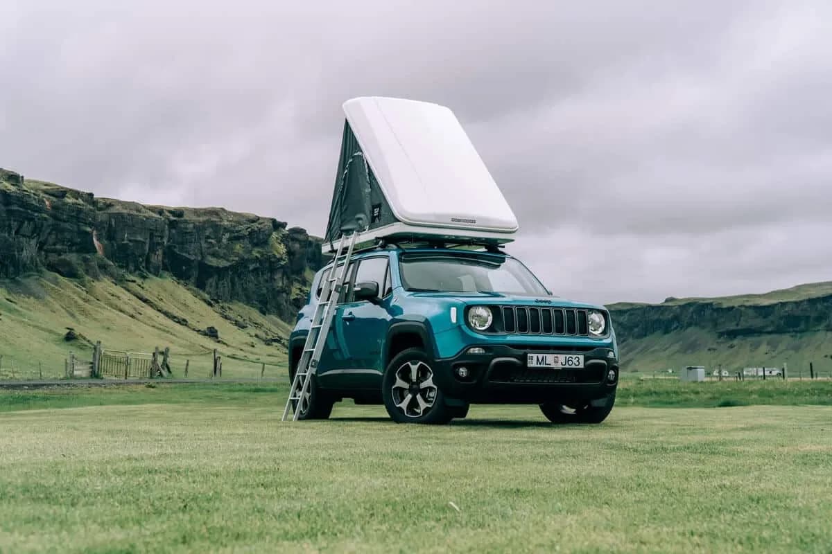 Jeep Renegade 4xe Roof Tent