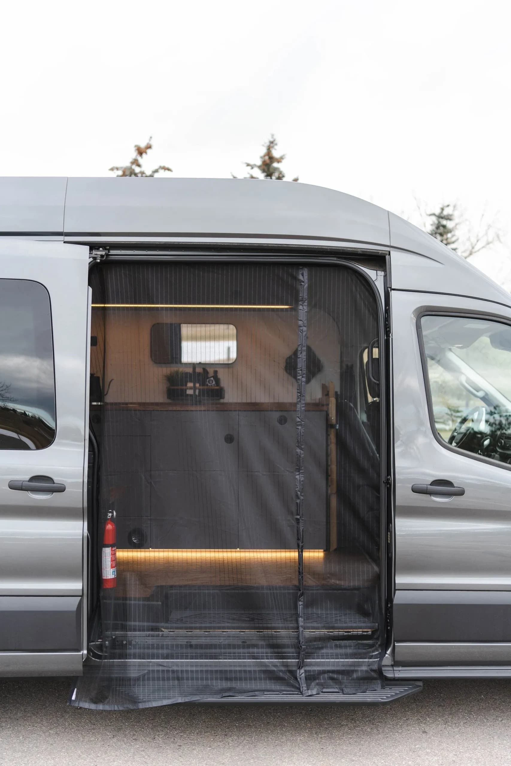 Kanada, Karma Campervans, Deluxe Karma Van, Außen mit Fliegengitter