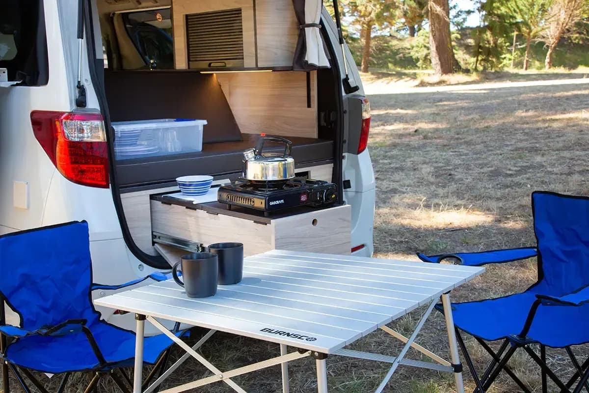 Neuseeland, Discover NZ Motorhome Rentals Ltd, 2 Berth Sleepavanz, Campingequipment