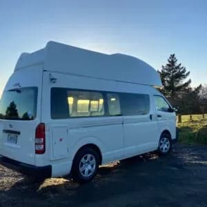 Neuseeland, Kiwi Campers, Hi 4, Ansicht hinten