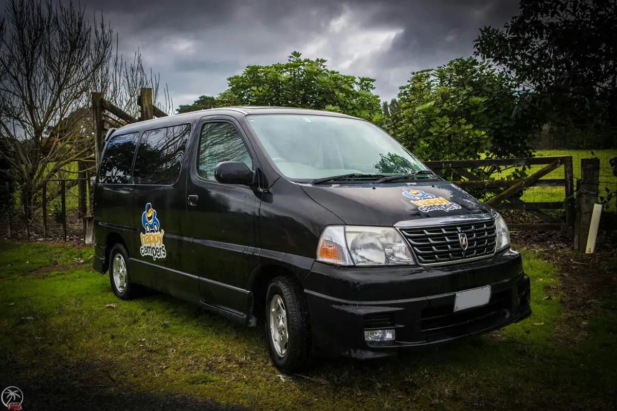 Kiwi Campers Original Black Sheep Minicamper für kleines Budget mieten in Neuseeland