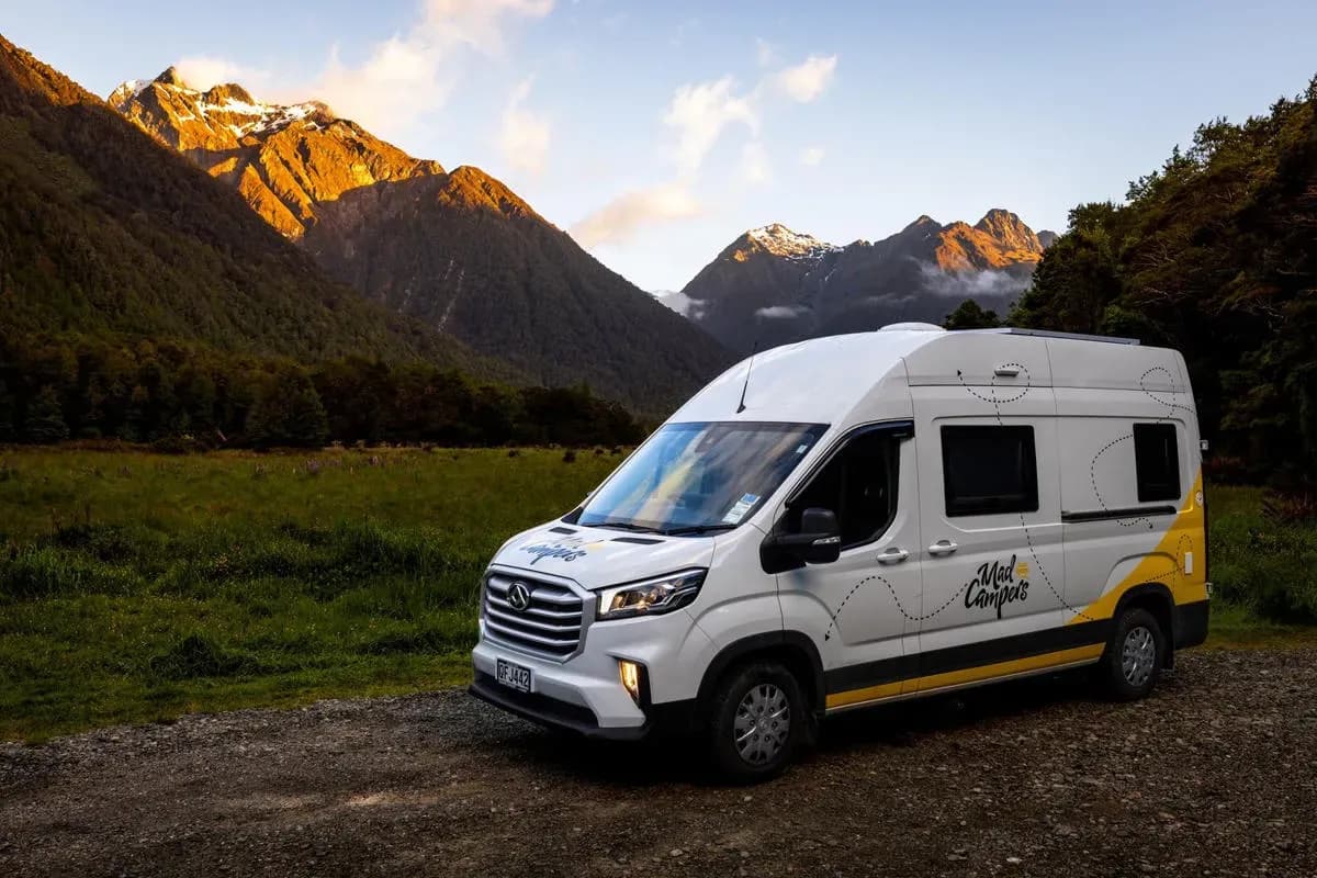 Neuseeland, MAD Campers, MAD Explorer (Automatik), günstig mieten