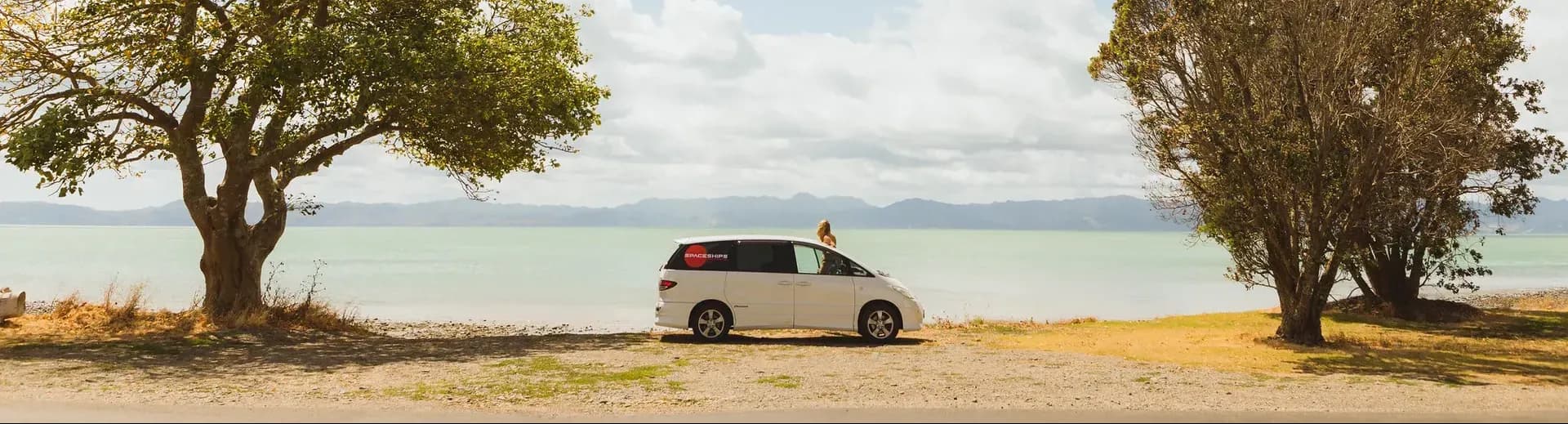 Beta Spaceships Mini Camper SleeperVan Neuseeland CamperOase