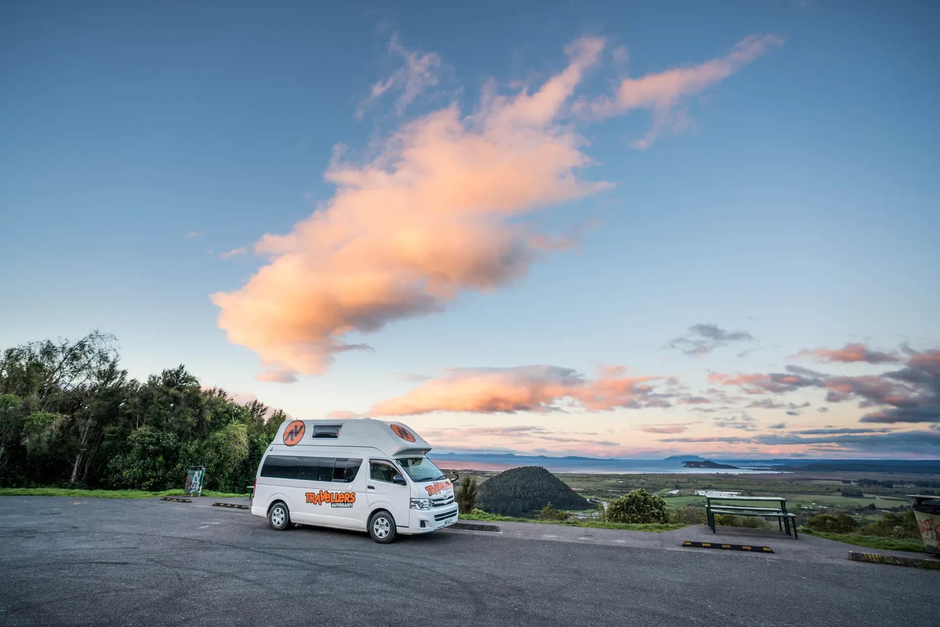 Hi 5 Campervan für 5 Personen von Tab mieten in Neuseeland