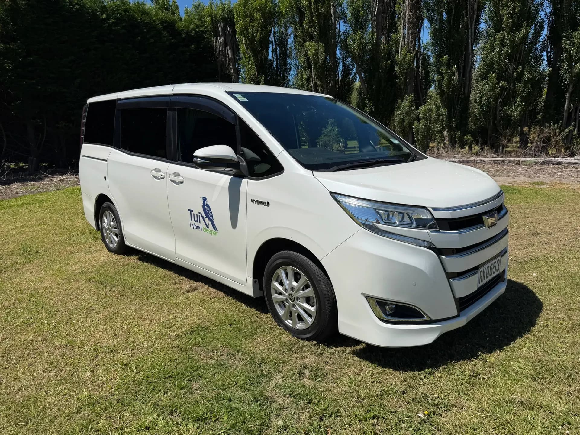 Neuseeland, TUI Campers, TUI Hybrid Sleeper, außenansicht seite