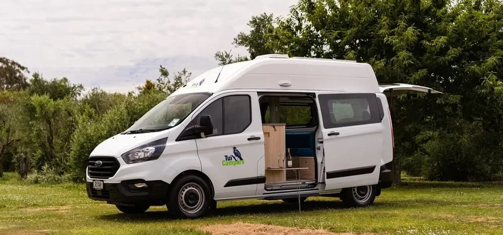 Adventurer 2+1 für Eltern mit Kind von TUI Campers mieten in Neuseeland