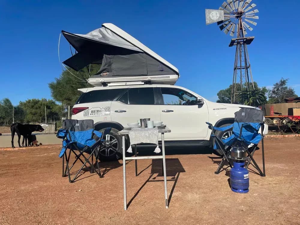 Den Honeymoon Safari von Berg 4x4 Rentals in Südafrika günstig über die CamperOase mieten.