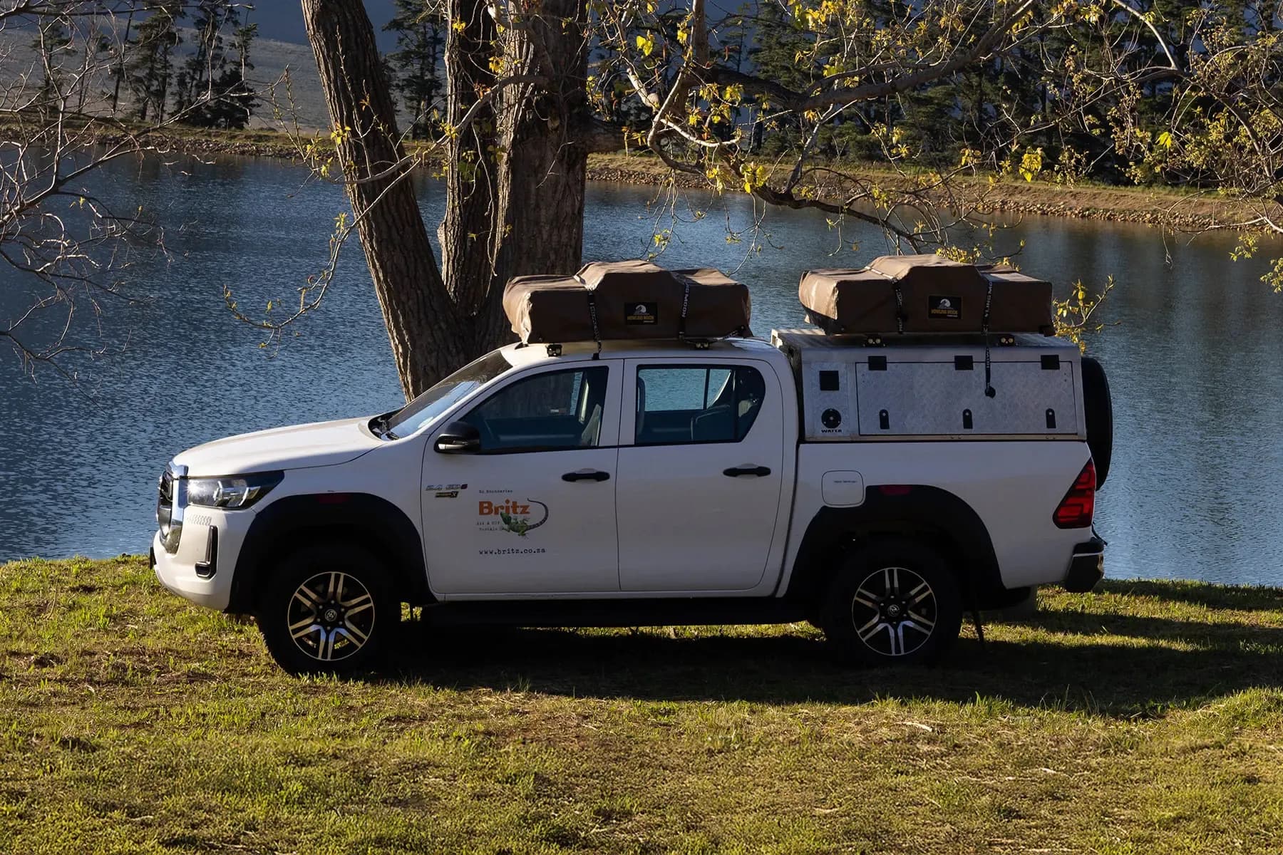 suedafrika, britz rentals, budget hilux soft shell 4 pax, gepackt