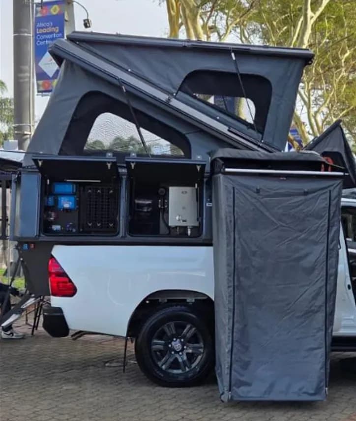 Luxury Land Cruiser 2.8TD 2 Pax