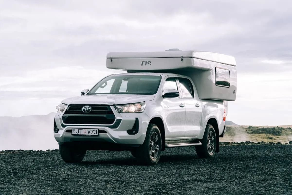 Toyota Hilux 4×4 Camper