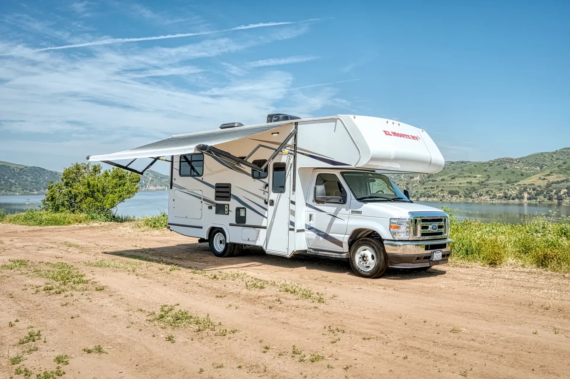 Class C Small C Wohnmobil von El Monte RV USA