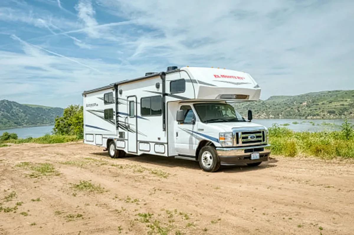 USA, Mighty US, Class C Family Sleeper, Außenansicht vorne