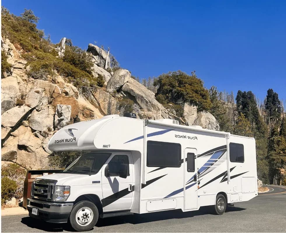 Das Wohnmobil groß C27-34 für Ihre Reise durch die USA oder Kanada.