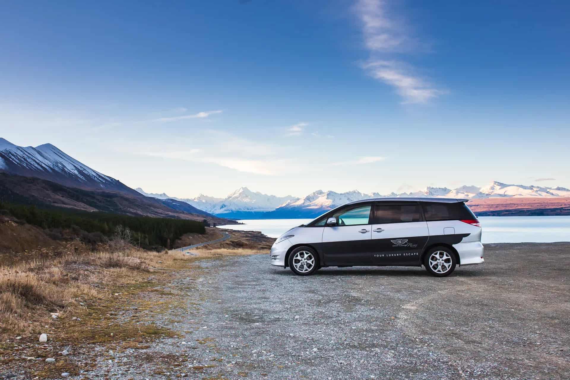 Sleepervan Camper Modell Straße